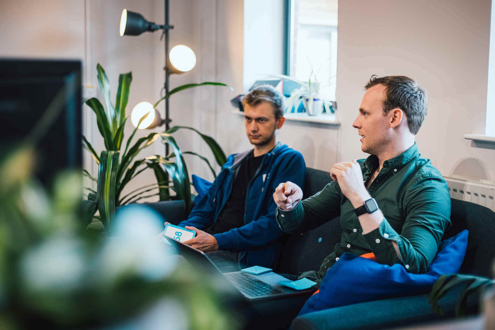 mmtm team discussing product and delivery decisions together